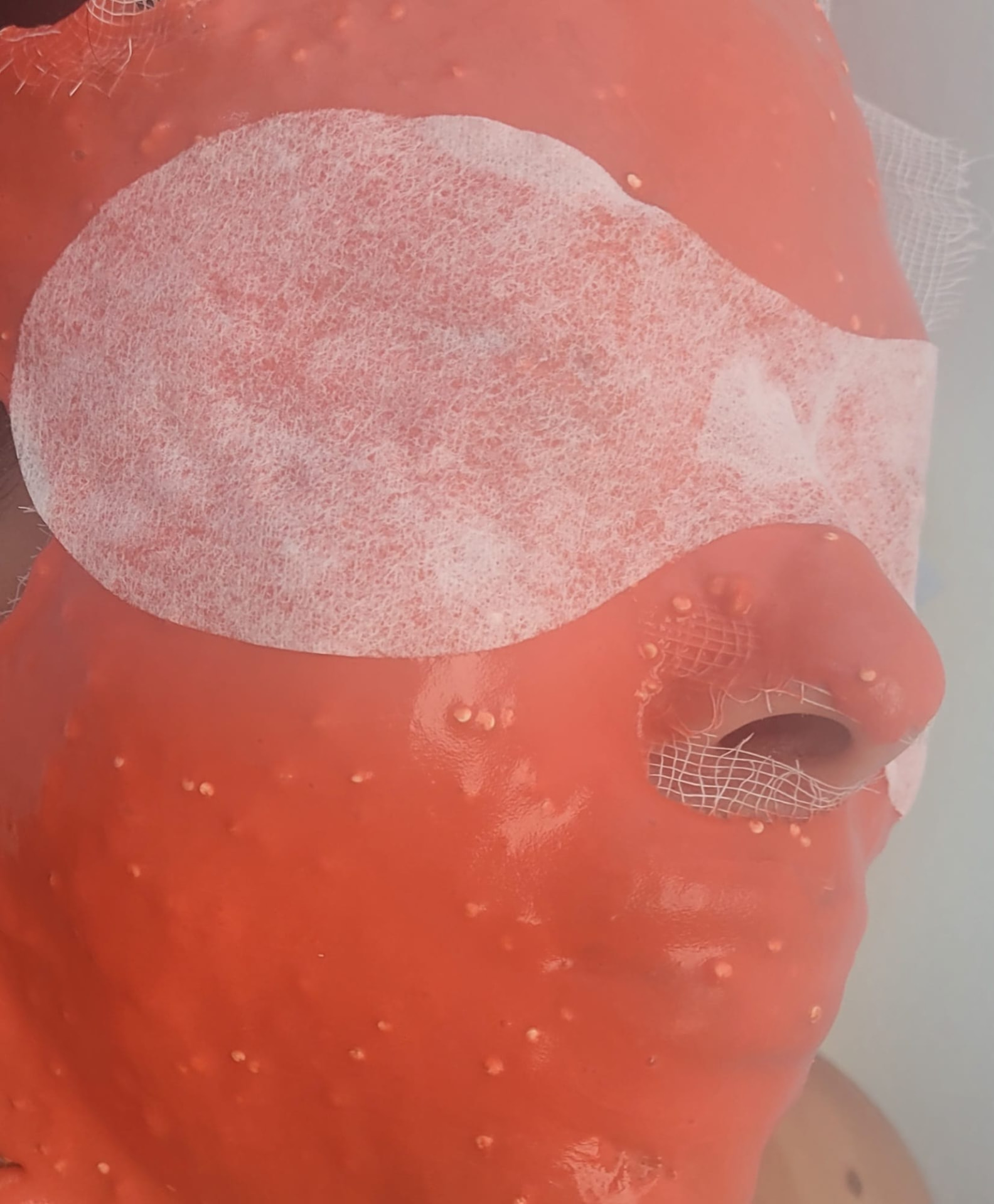 Mascarilla natural con activos botánicos